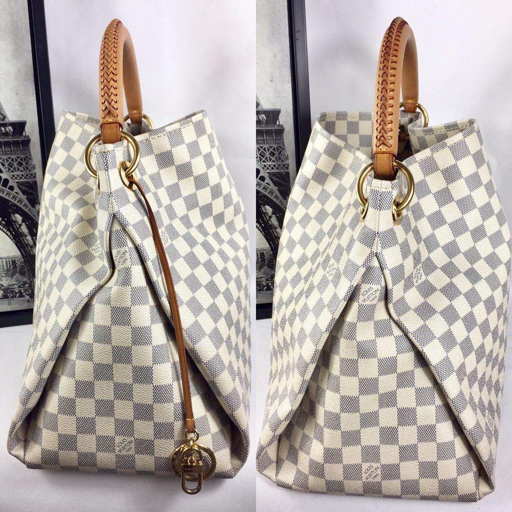 STUNNING⭐️ARTSY⭐️MM AZURE LOUIS VUITTON - Picture 3 of 8